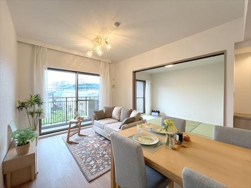 リビングダイニング?和室（約６帖）