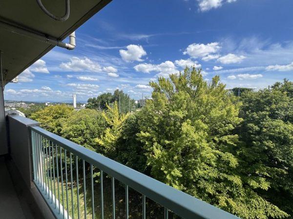 住戸からの眺望寫真  寫真撮影日：2025-10-18