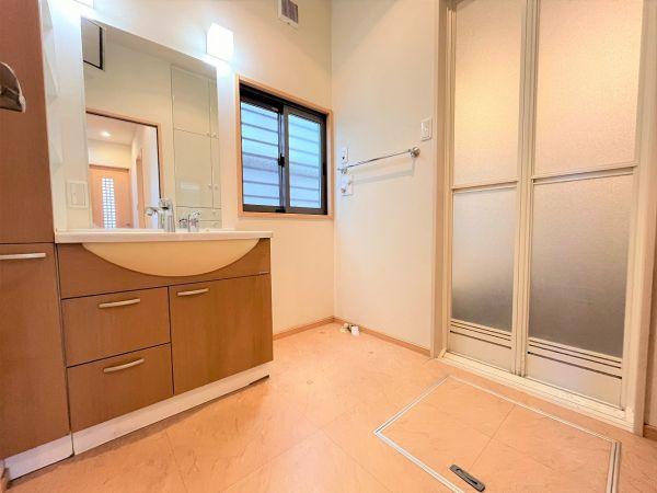 洗面臺?洗面所  寫真撮影日：2025-10-31