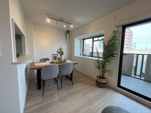 リビングダイニング