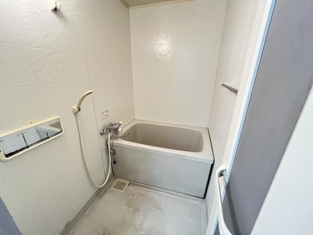 浴室  寫真撮影日：2025-09-01