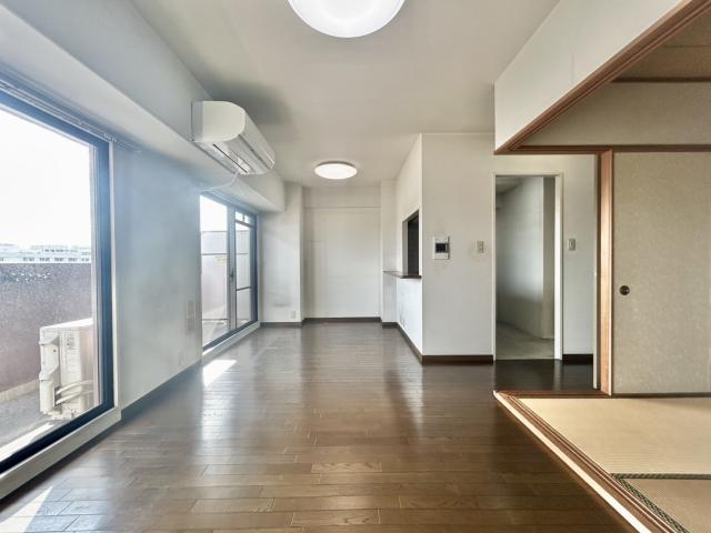 リビング  寫(xiě)真撮影日：2025-10-01