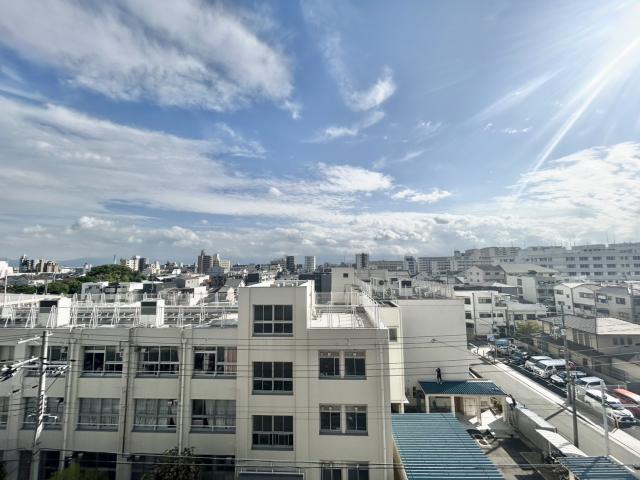 住戸からの眺望寫(xiě)真  寫(xiě)真撮影日：2025-10-01