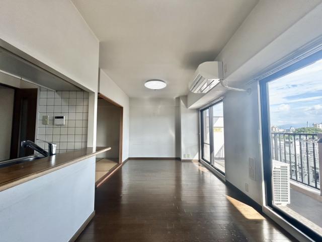 同仕様寫(xiě)真(リビング）  寫(xiě)真撮影日：2025-10-01