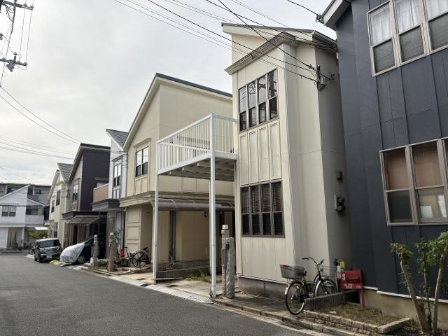 前面道路含む現地寫真  寫真撮影日：2025-11-10