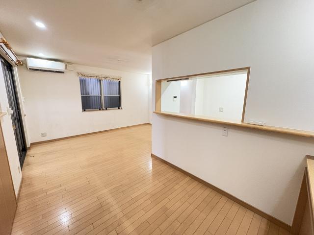 リビング  寫真撮影日：2025-11-10