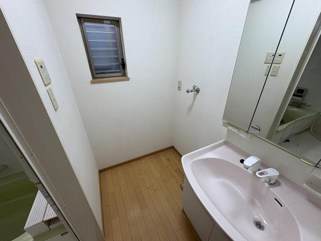 洗面臺?洗面所  寫真撮影日：2025-11-10