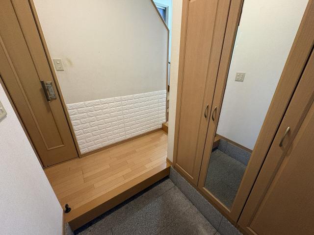 玄関  寫真撮影日：2025-11-10