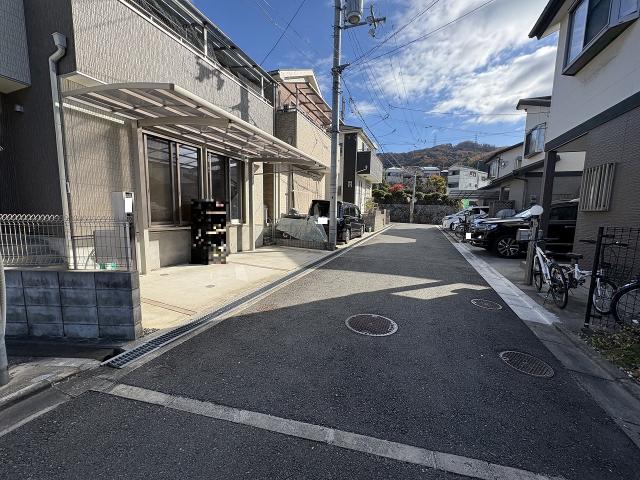 前面道路含む現(xiàn)地寫真  寫真撮影日：2025-12-11