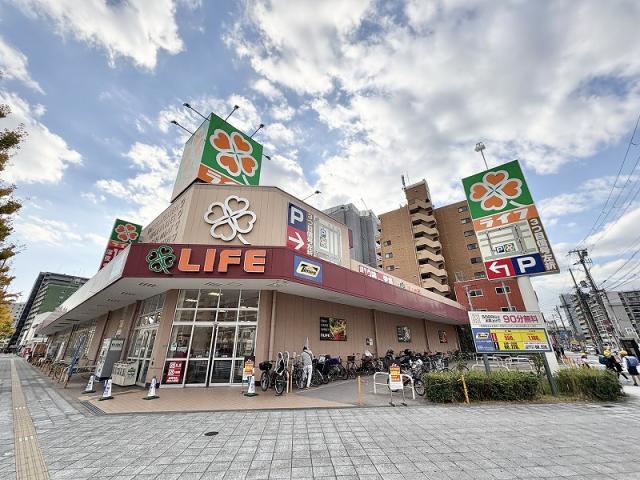 ライフ塩草店 750m 寫真撮影日：2025-12-01