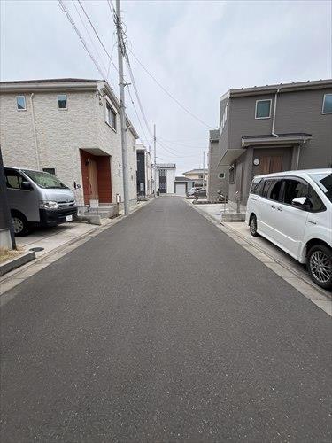 西側(cè)前面道路（１）撮影２０２４／３