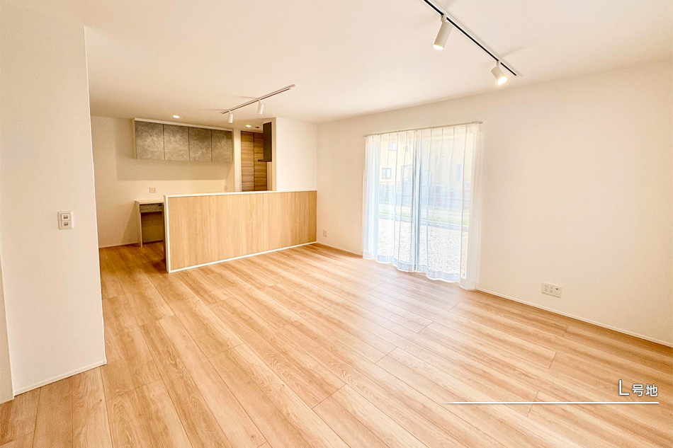 セキュレア小松白江町 (分譲住宅)