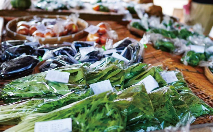 學園市場（旬の野菜?果物）