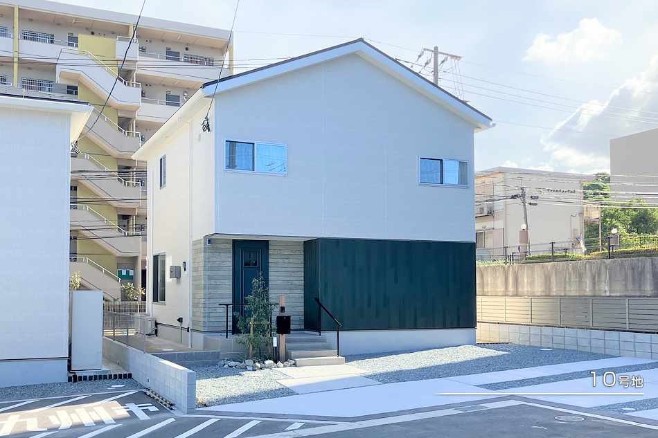 セキュレア小倉北緑ヶ丘 (分譲住宅)