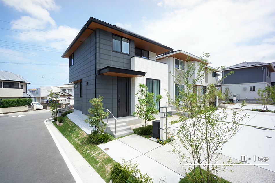 セキュレアガーデン千早駅東ヒルズ (分譲住宅)