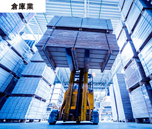 倉庫業契約電力：500kW 年間使用電力量：3,229,300 kWh 稼働日：240日太陽光発電規模：1,583kW 電気料金イメージ 電気料金 電気料金削減効果170萬円/年PPAサービス電気料金  CO?排出量削減イメージ  CO?排出量  CO?削減効果284ton/年 CO?排出量