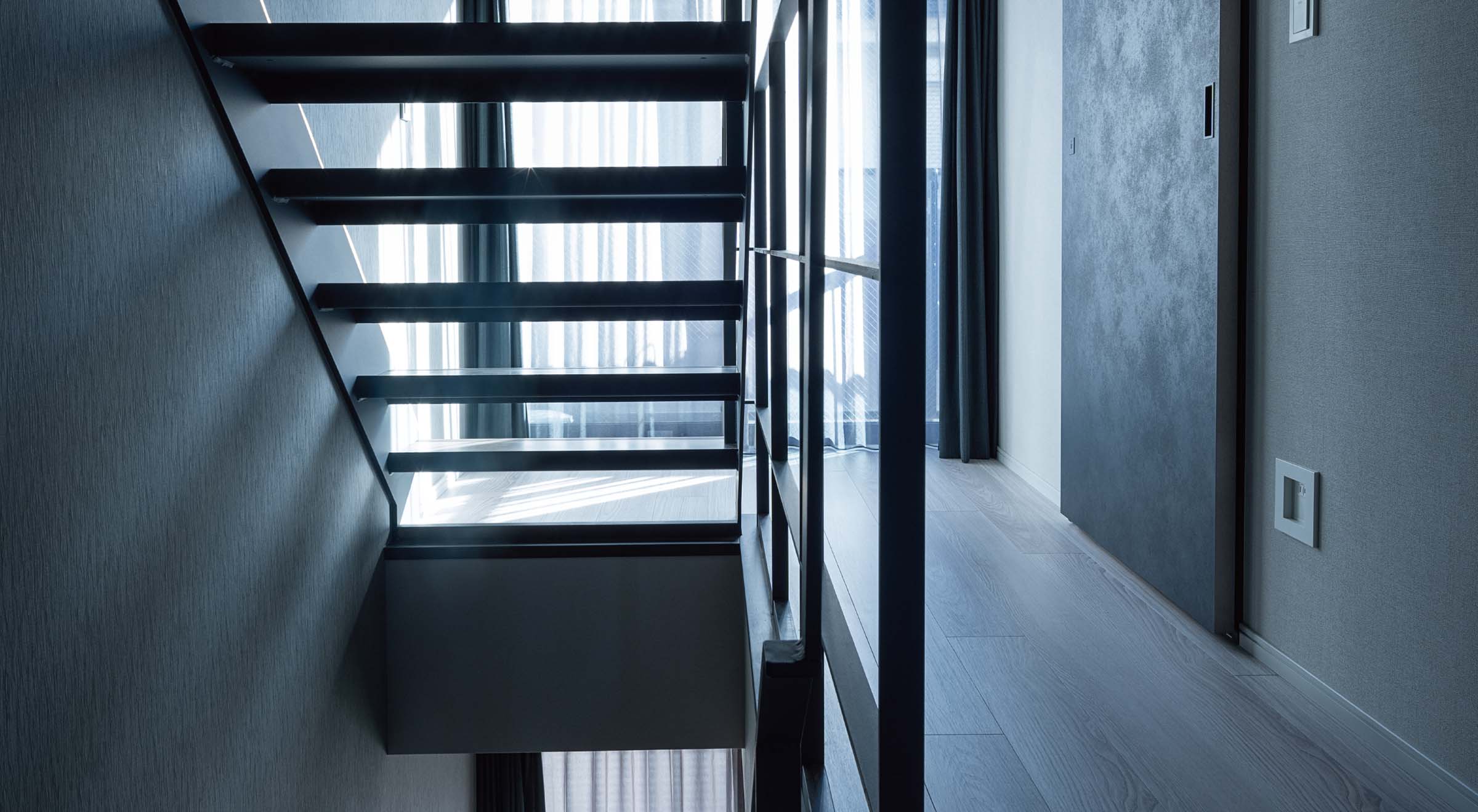 STAIRS,HALL（Bタイプ?102號室）