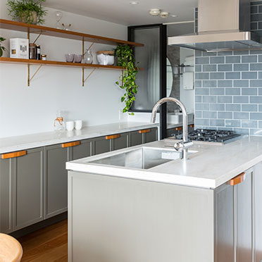 |INITIA ID| 海外のデザイナーズホテルのような空間に暮らすリノベーションマンション。