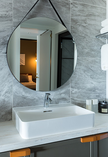 |INITIA ID| 海外のデザイナーズホテルのような空間に暮らすリノベーションマンション。